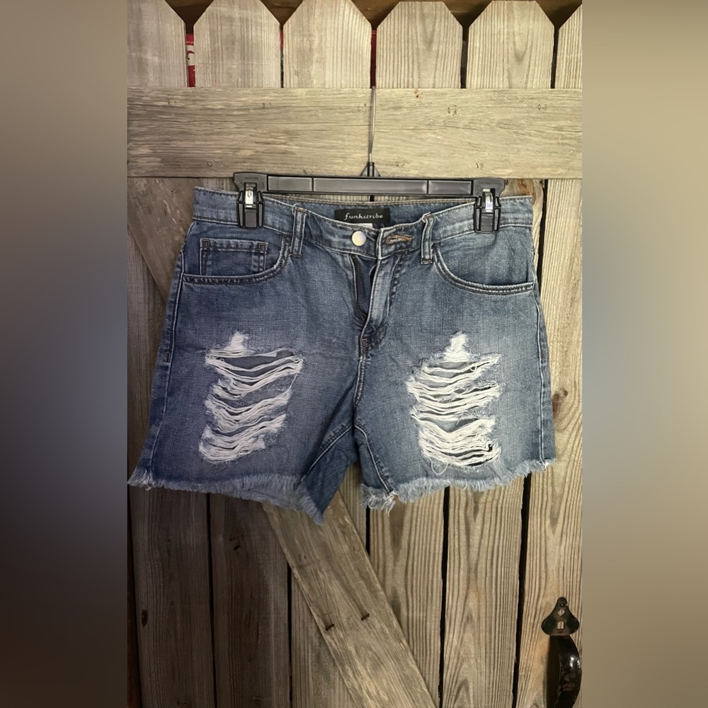 Fashionable Distressed Jean Shorts - Classic Blue